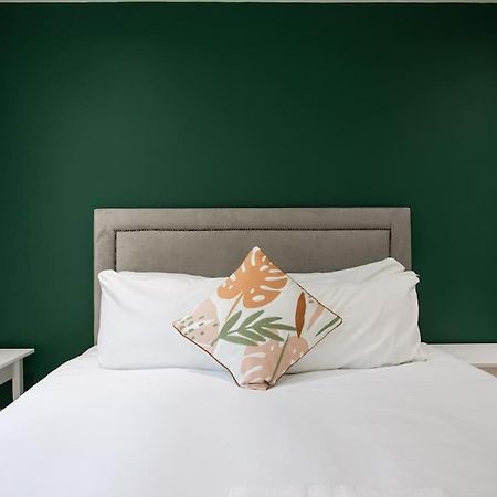 Luxury, Sleeps 6, City Centre 벨파스트 외부 사진