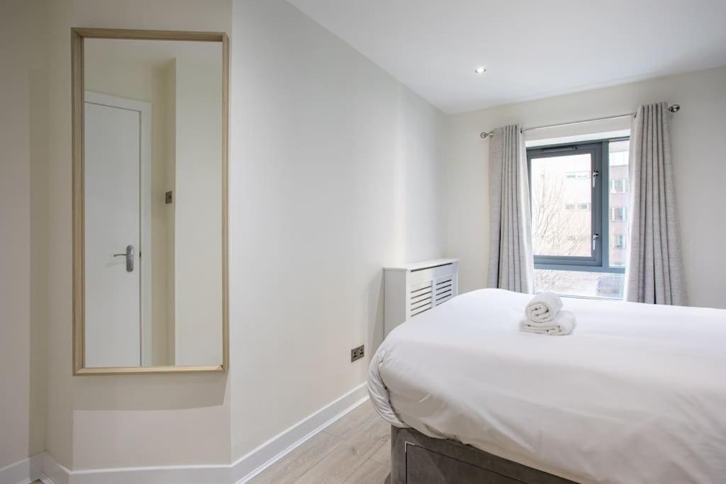 Luxury, Sleeps 6, City Centre 벨파스트 외부 사진