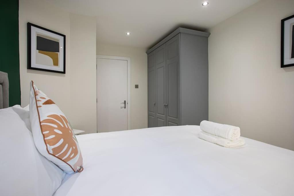 Luxury, Sleeps 6, City Centre 벨파스트 외부 사진
